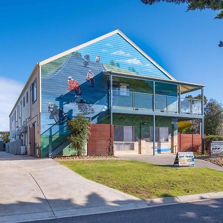 Phillip Island Off-Track Accommodation 卡尔斯 外观 照片