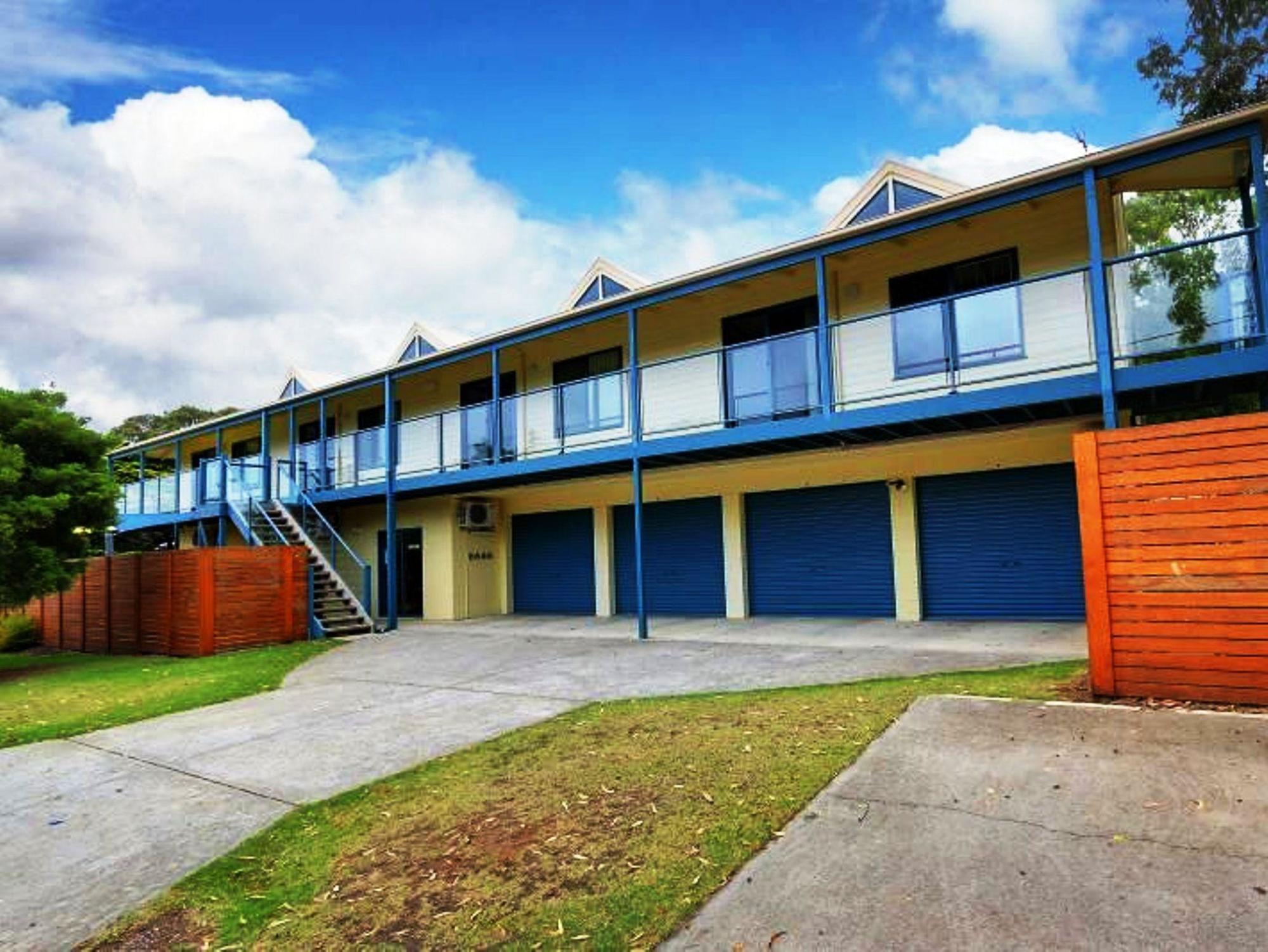 Phillip Island Off-Track Accommodation 卡尔斯 外观 照片