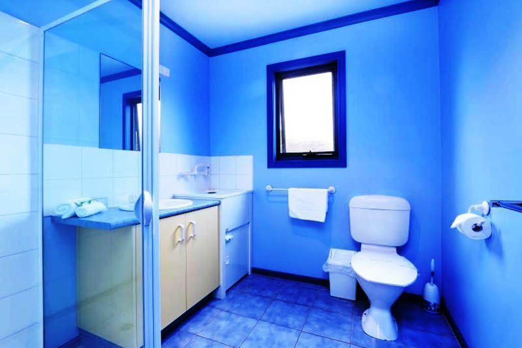 Phillip Island Off-Track Accommodation 卡尔斯 外观 照片