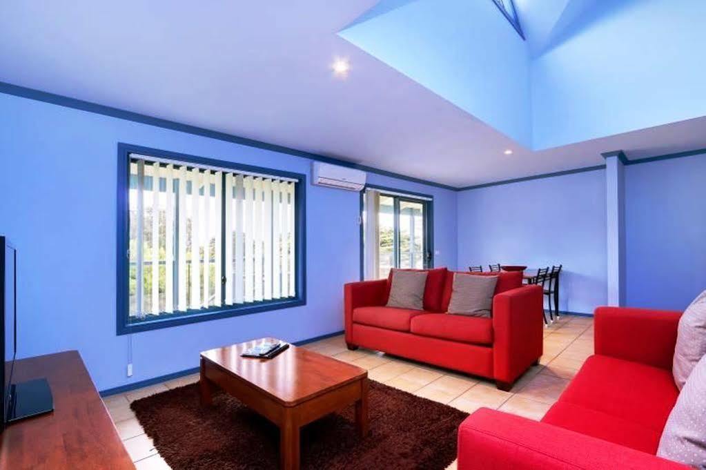 Phillip Island Off-Track Accommodation 卡尔斯 外观 照片
