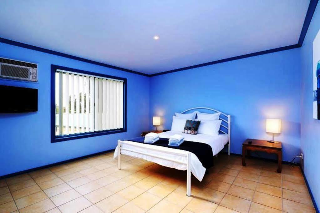 Phillip Island Off-Track Accommodation 卡尔斯 外观 照片
